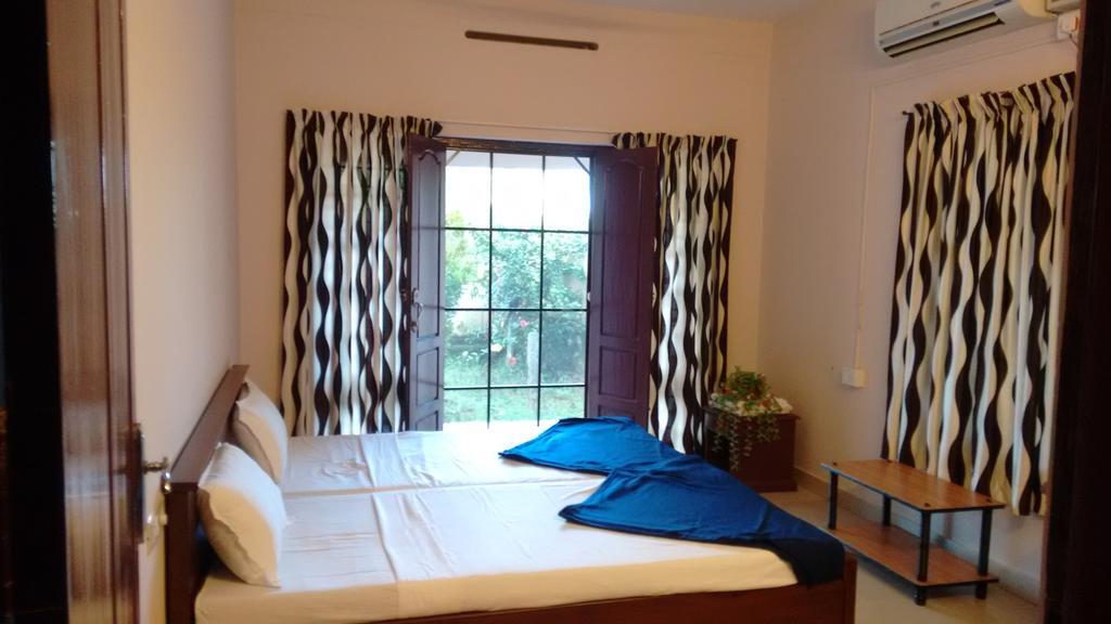 Indeevaram Apartments 코발람비치 외부 사진