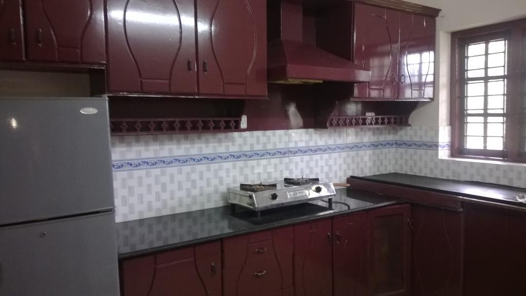 Indeevaram Apartments 코발람비치 객실 사진