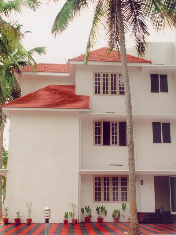 Indeevaram Apartments 코발람비치 객실 사진